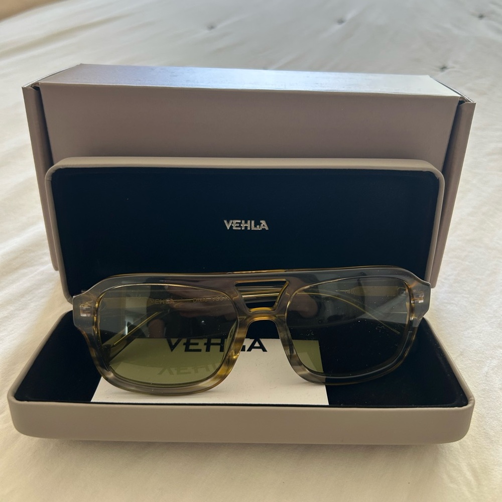 VEHLA Camo Sunglasses